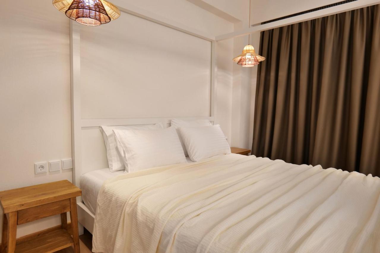 Alex & Sofi Hotel Himarë Extérieur photo