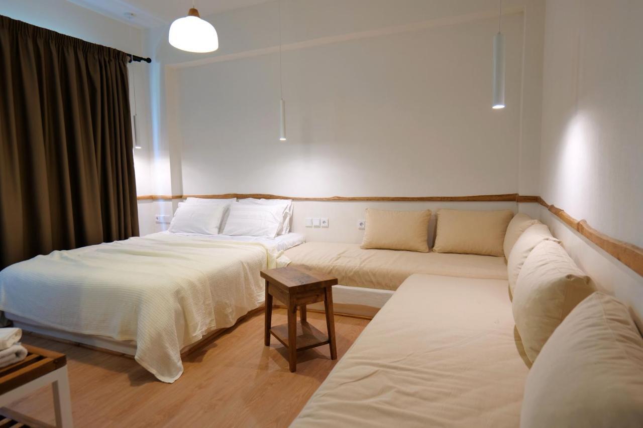 Alex & Sofi Hotel Himarë Extérieur photo